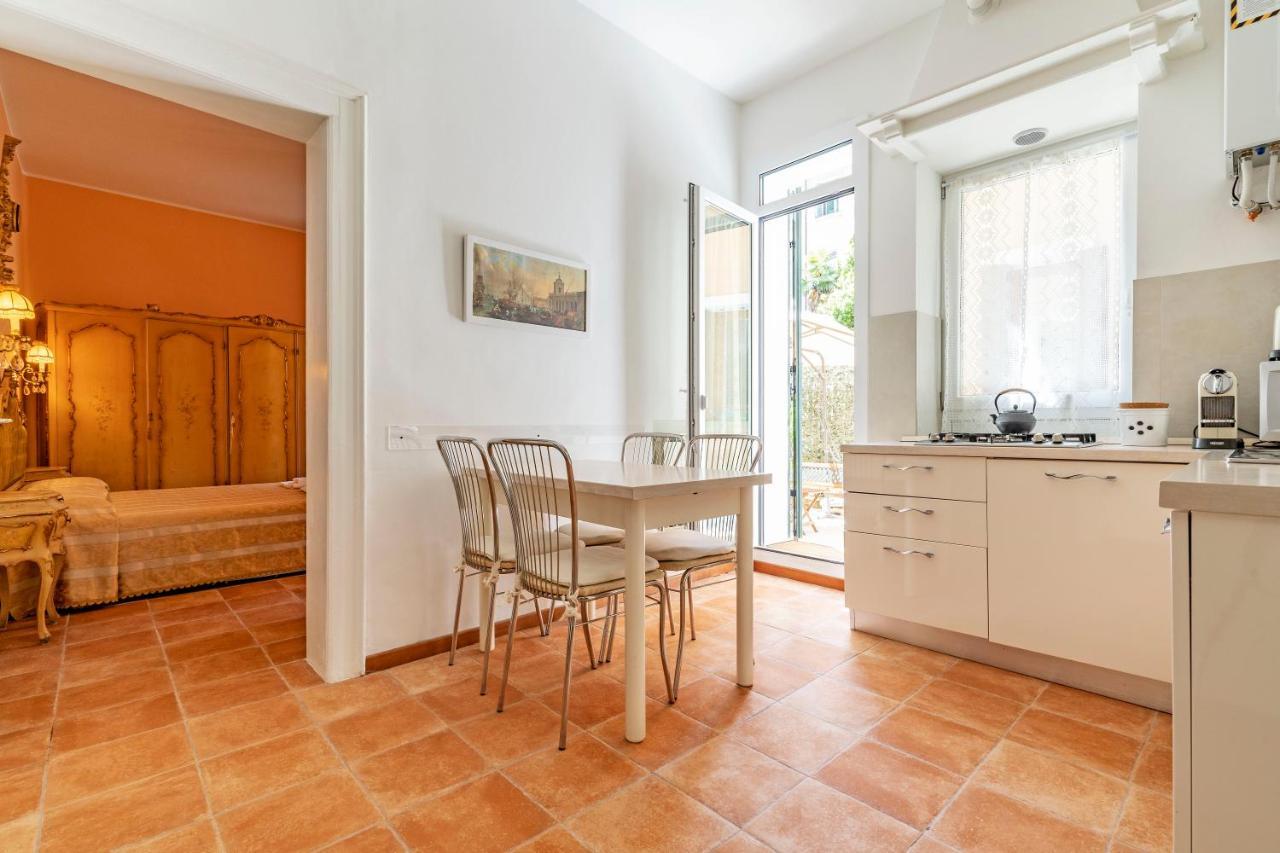 Queen House Venezia Exterior photo