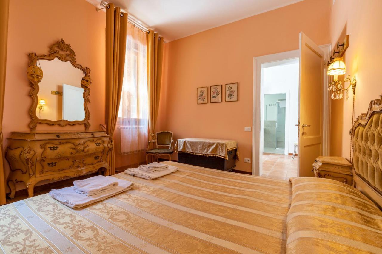 Queen House Venezia Exterior photo