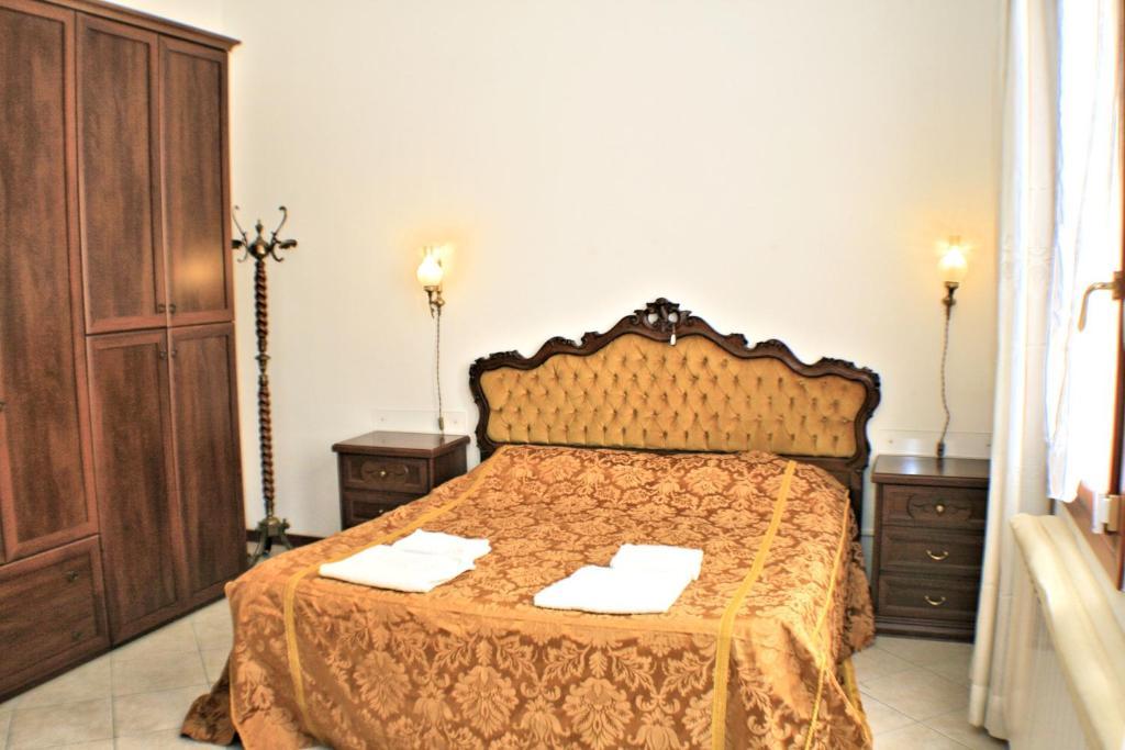 Queen House Venezia Apartment Room photo